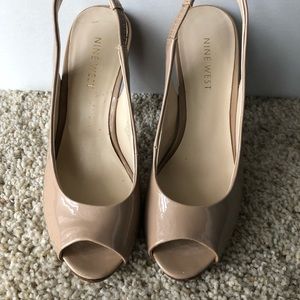 Nine West nude pumps